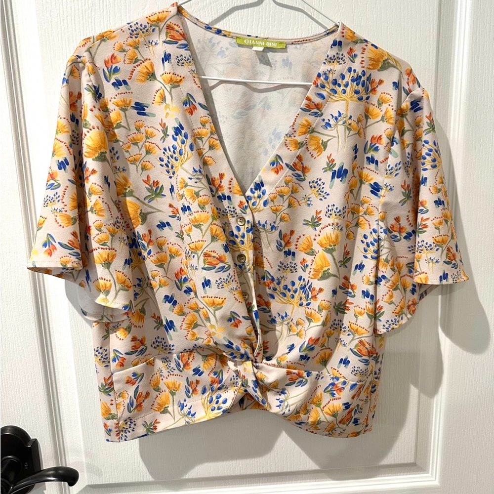 Gianni Bini Sun & Sky Yellow and Blue Floral Print Flutter Sleeve Crop Top Sz L